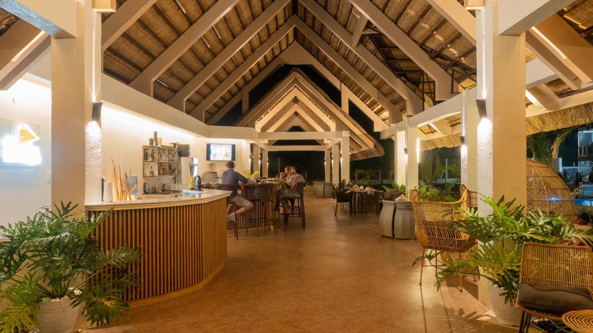 The Mayana Resort Dauis Buitenkant foto