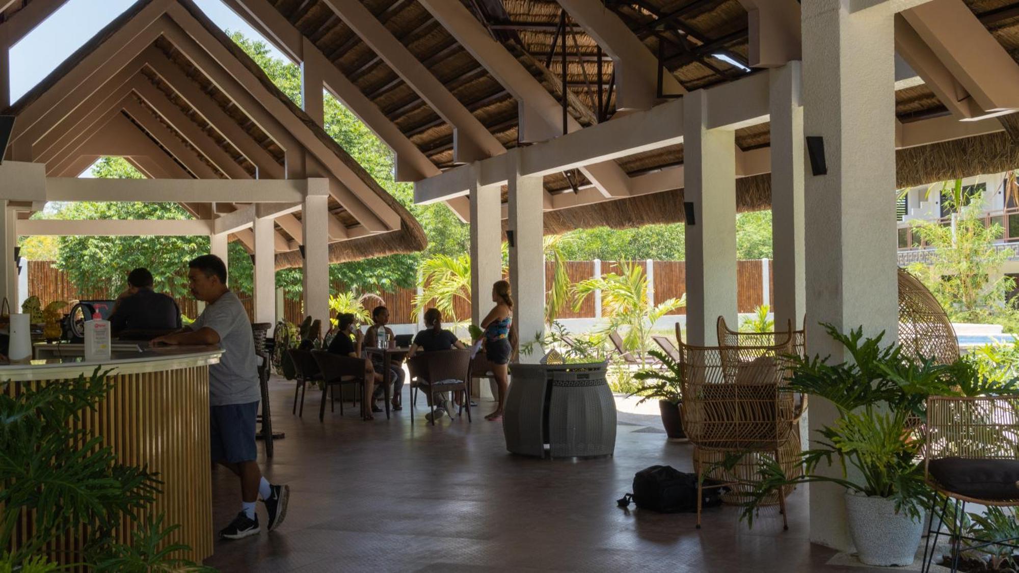 The Mayana Resort Dauis Buitenkant foto